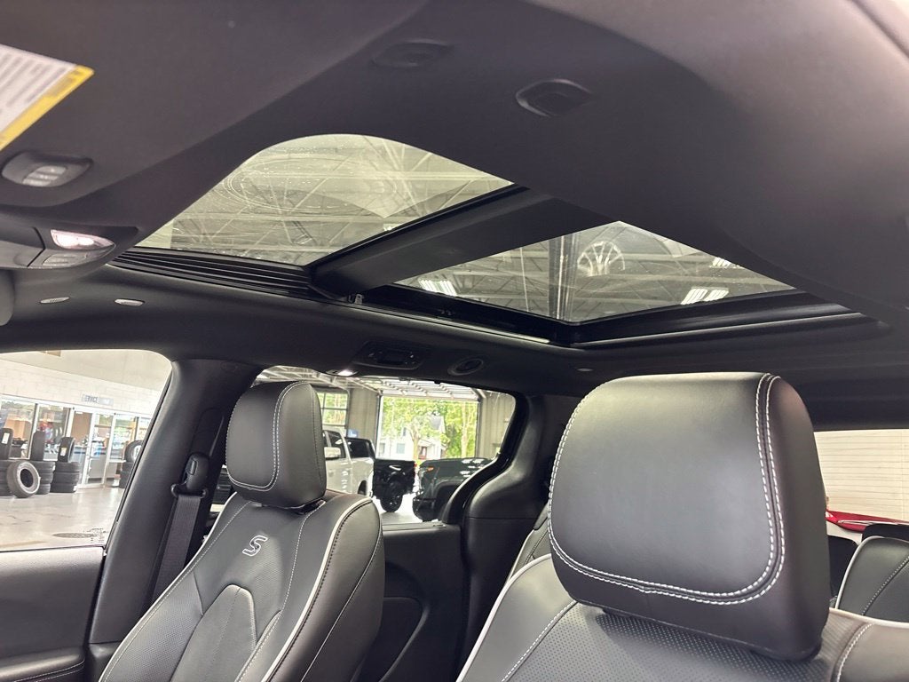 2027 Chrysler Pacifica PACIFICA LIMITED AWD
