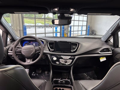 2027 Chrysler Pacifica PACIFICA LIMITED AWD