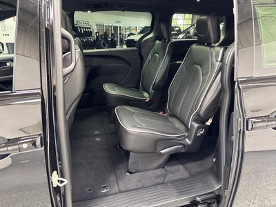 2027 Chrysler Pacifica PACIFICA LIMITED AWD