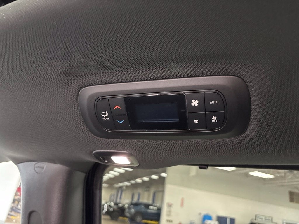2027 Chrysler Pacifica PACIFICA LIMITED AWD