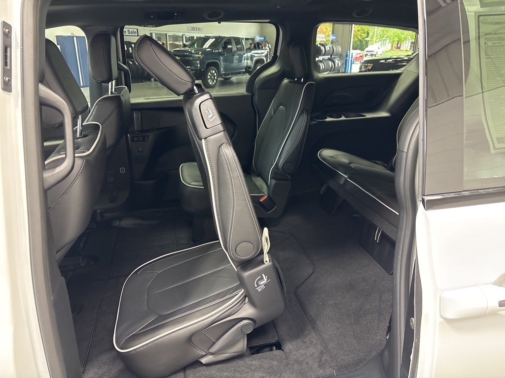 2026 Chrysler Pacifica PACIFICA LIMITED AWD