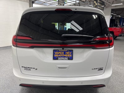 2026 Chrysler Pacifica PACIFICA LIMITED AWD