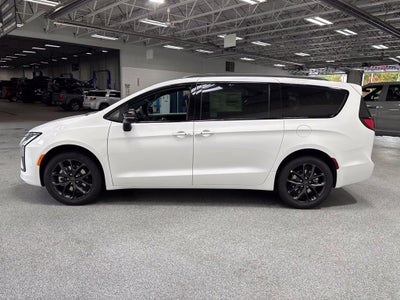 2027 Chrysler Pacifica PACIFICA LIMITED AWD