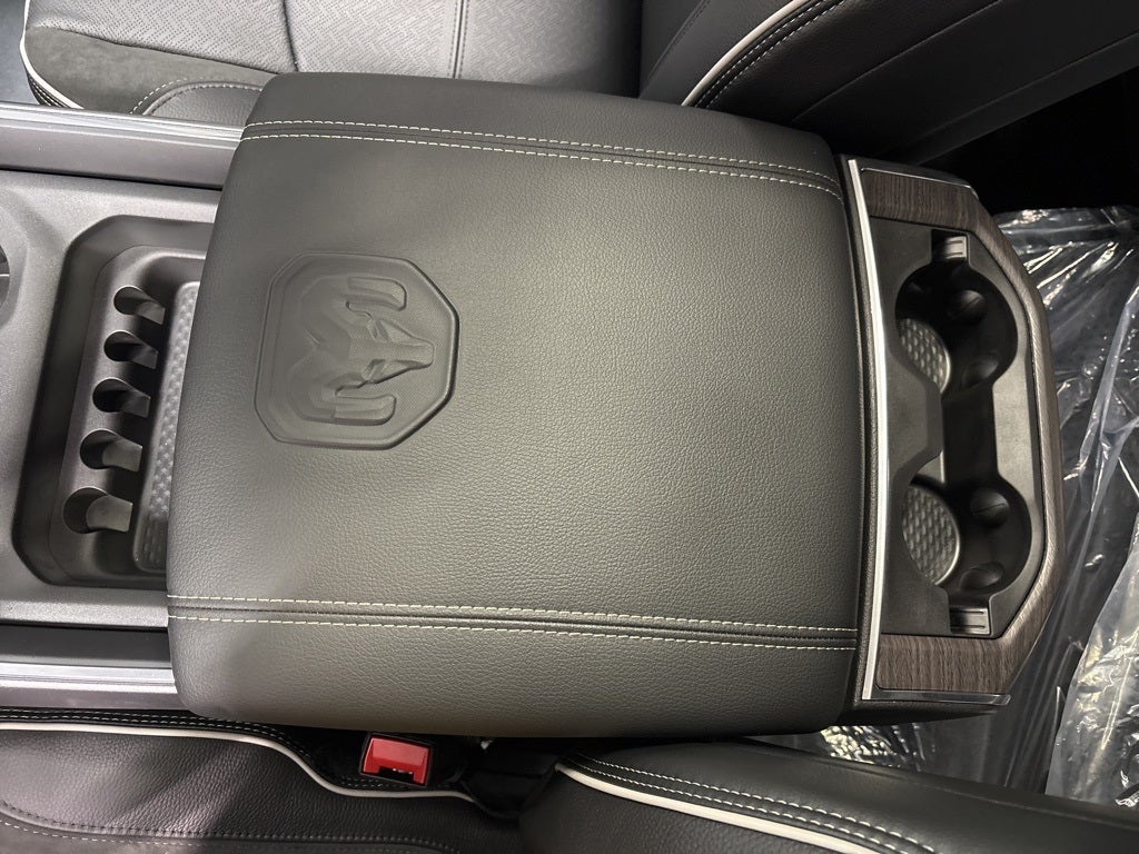 2026 RAM 2500 RAM 2500 LARAMIE CREW CAB 4X4 6'4' BOX