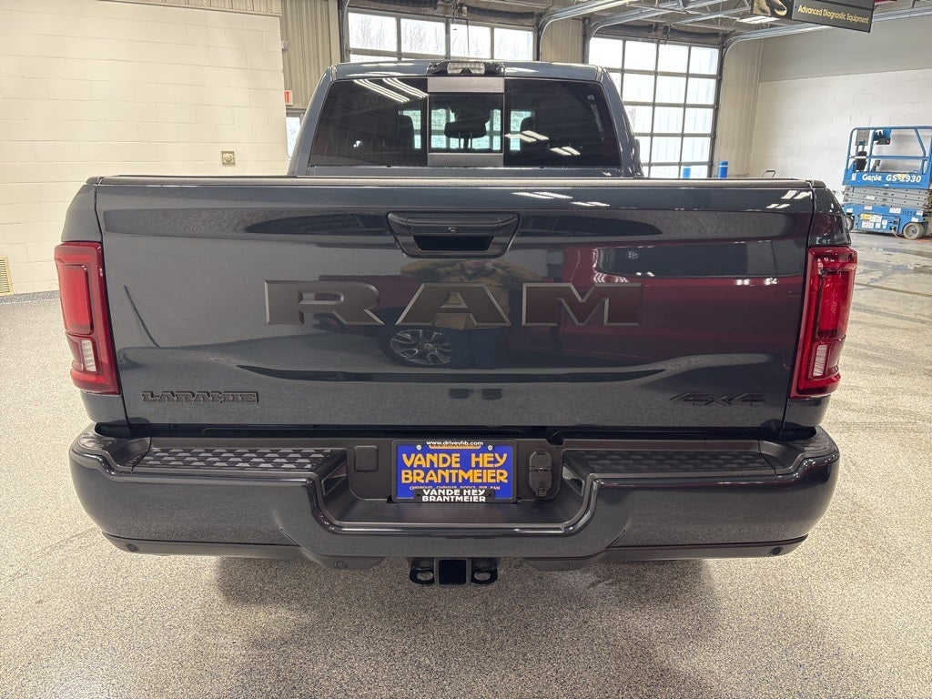 2026 RAM 2500 RAM 2500 LARAMIE CREW CAB 4X4 6'4' BOX