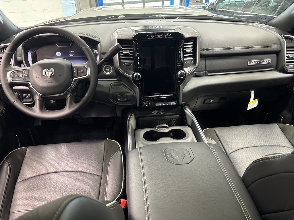 2026 RAM 2500 RAM 2500 LARAMIE CREW CAB 4X4 6'4' BOX