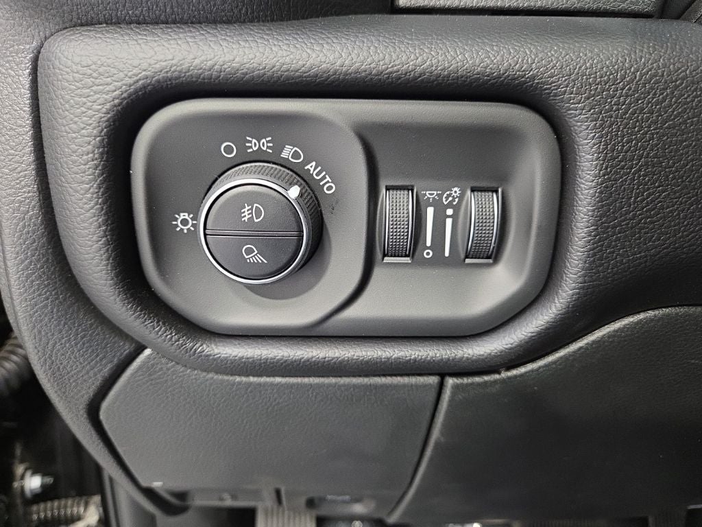 2026 RAM 2500 RAM 2500 LARAMIE CREW CAB 4X4 6'4' BOX