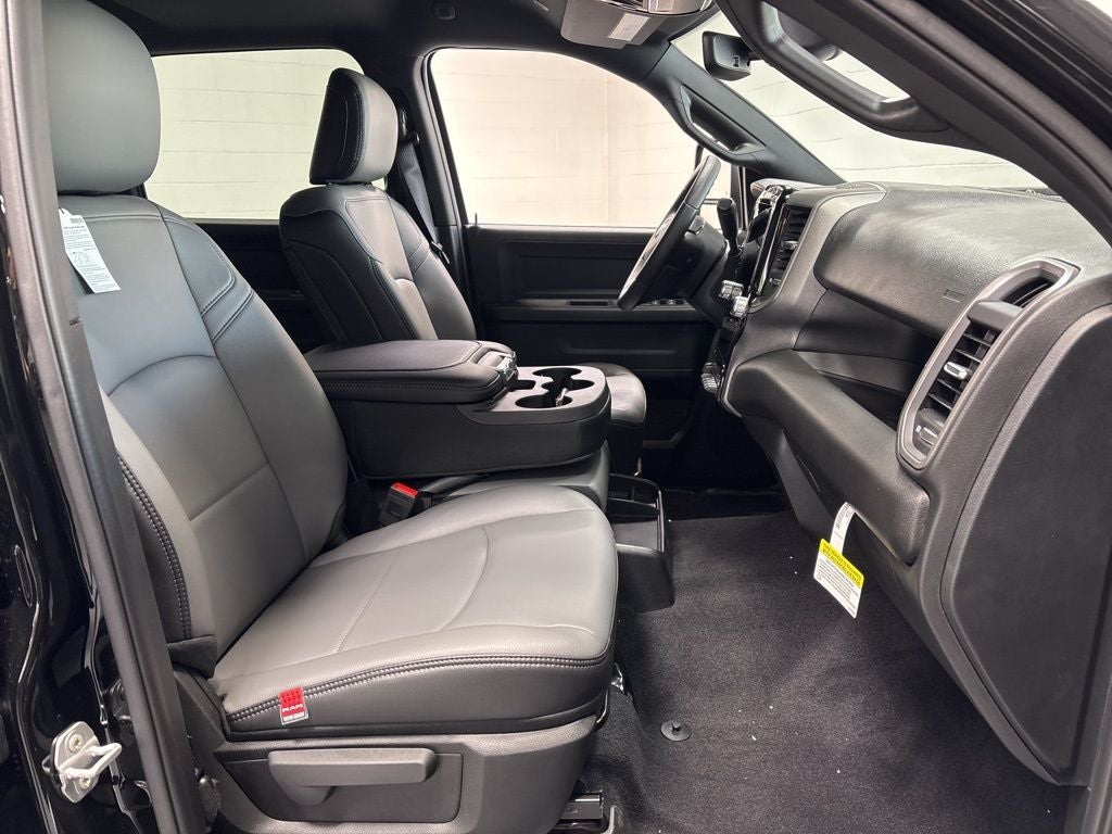 2026 RAM 2500 RAM 2500 TRADESMAN CREW CAB 4X4 6'4' BOX