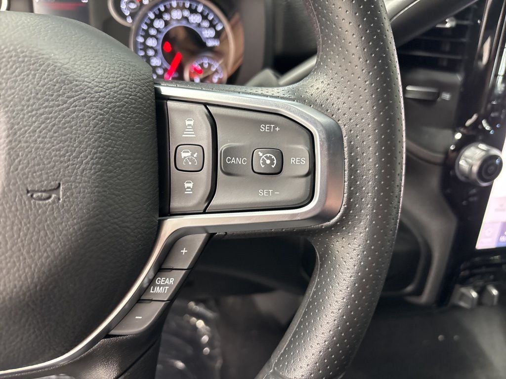 2026 RAM 2500 RAM 2500 TRADESMAN CREW CAB 4X4 6'4' BOX