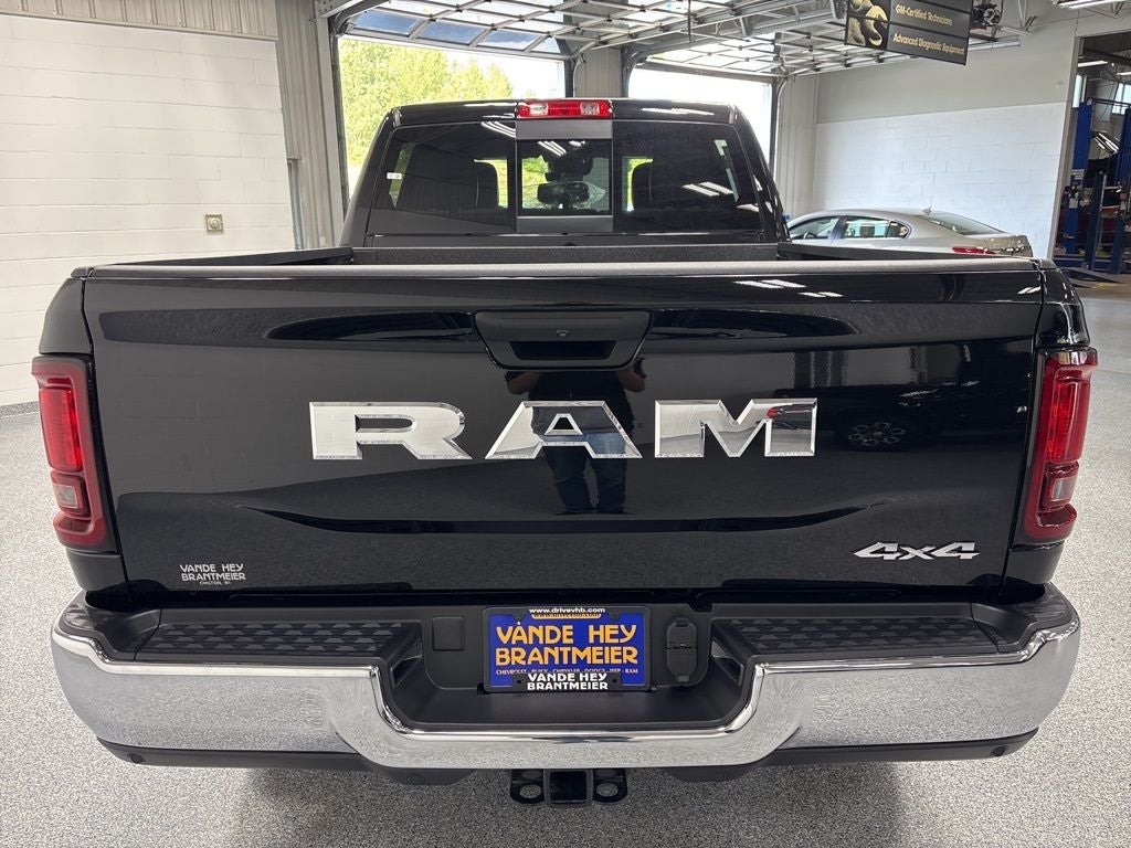 2026 RAM 2500 RAM 2500 TRADESMAN CREW CAB 4X4 6'4' BOX