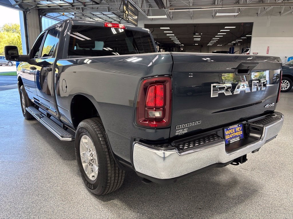 2026 RAM 2500 Big Horn Crew Cab 4x4 6'4' Box