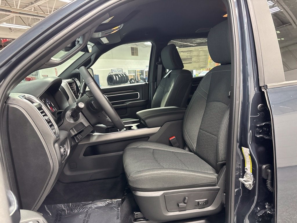 2027 RAM 2500 RAM 2500 BIG HORN CREW CAB 4X4 6'4' BOX