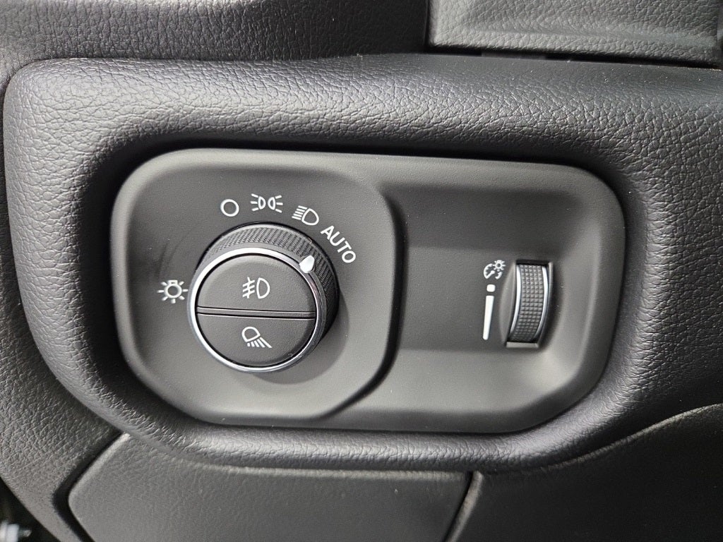 2026 RAM 2500 RAM 2500 BIG HORN CREW CAB 4X4 6'4' BOX