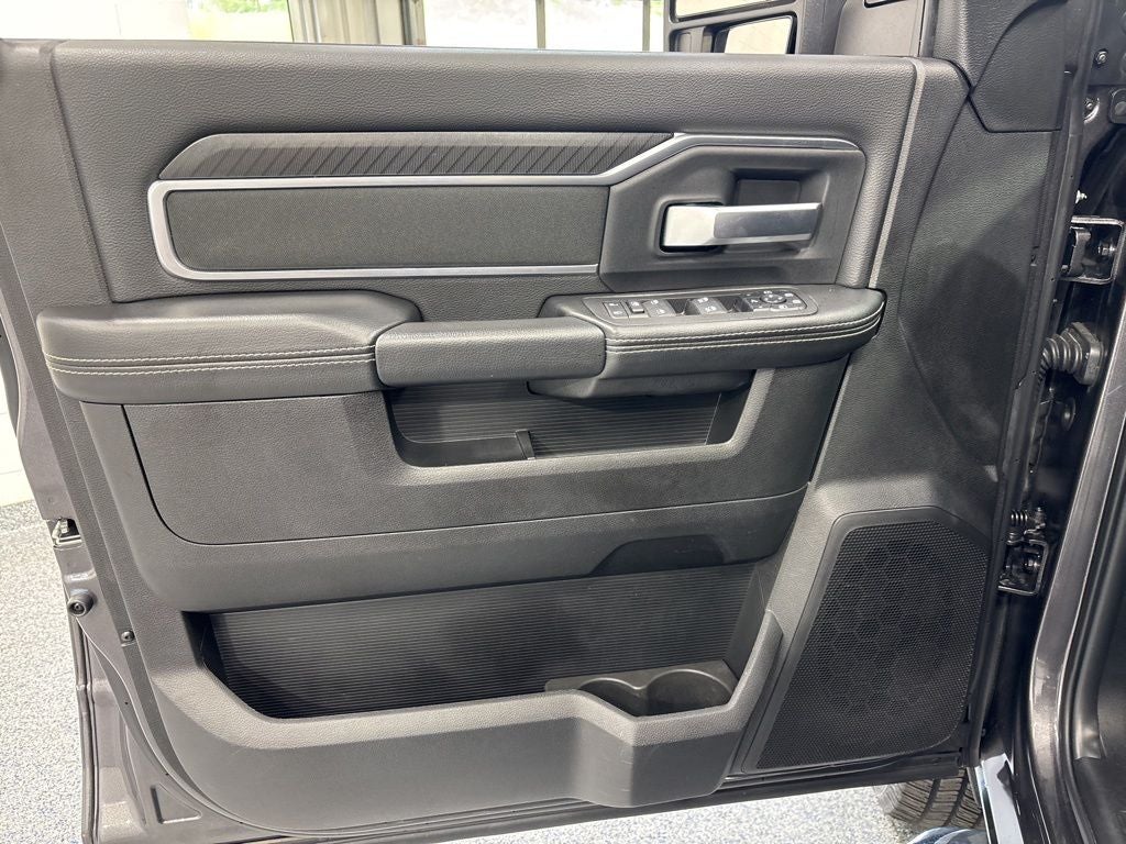 2025 RAM 2500 Big Horn Crew Cab 4x4 6'4' Box
