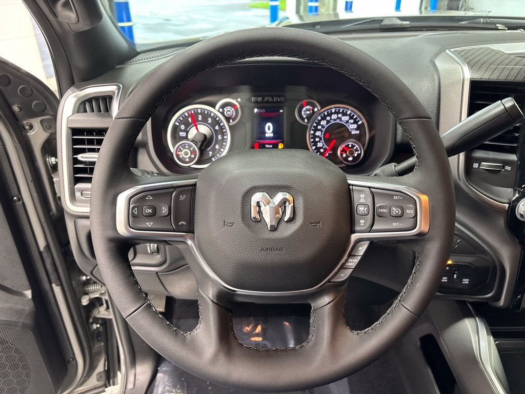 2027 RAM 2500 RAM 2500 BIG HORN CREW CAB 4X4 6'4' BOX
