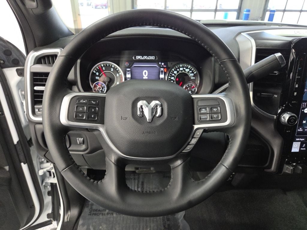 2022 RAM 2500 Big Horn Crew Cab 4x4 6'4' Box