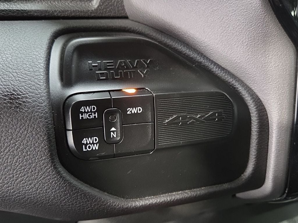 2022 RAM 2500 Big Horn Crew Cab 4x4 6'4' Box