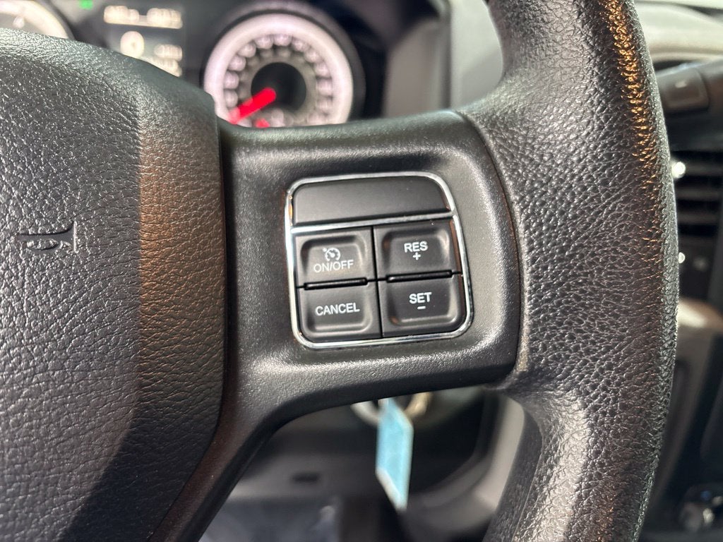 2018 RAM 2500 Tradesman Crew Cab 4x4 8' Box