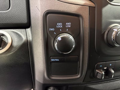 2018 RAM 2500 Tradesman Crew Cab 4x4 8' Box