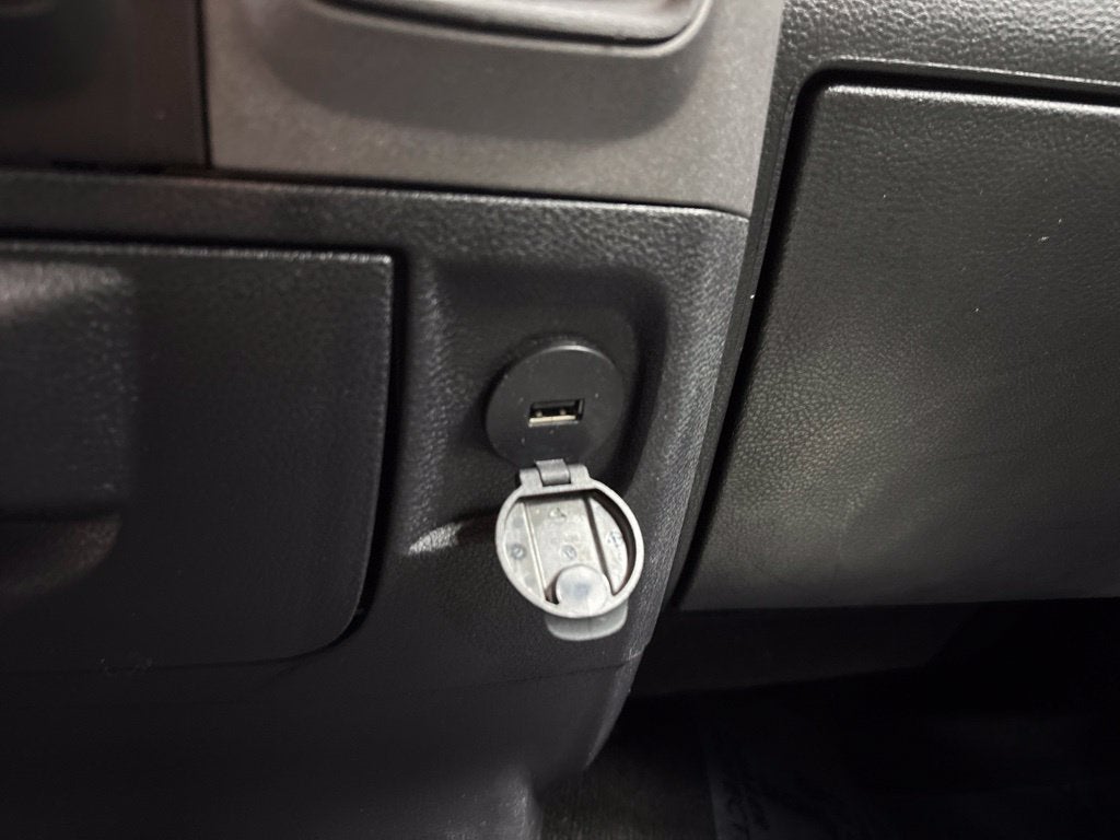 2018 RAM 2500 Tradesman Crew Cab 4x4 8' Box
