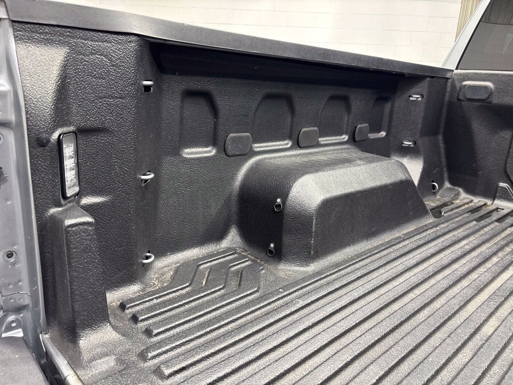 2024 Chevrolet Silverado 1500 4WD Crew Cab Short Bed LT with 2FL