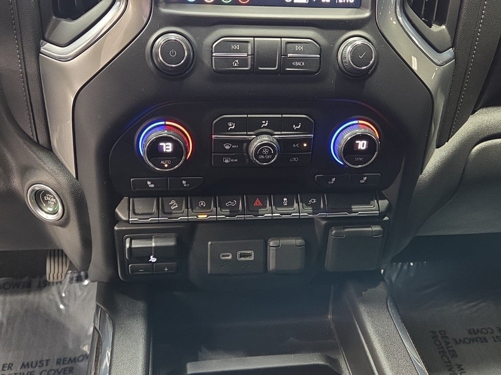 2021 Chevrolet Silverado 1500 4WD Crew Cab Short Bed RST