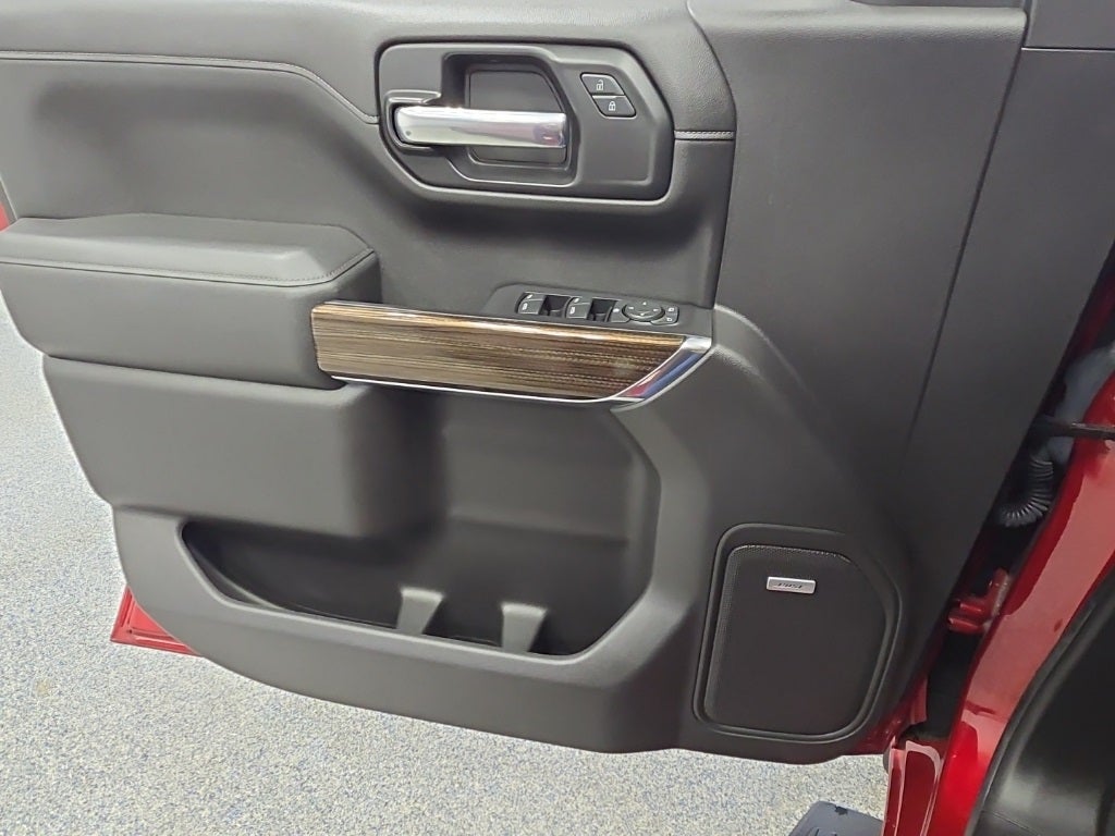 2021 Chevrolet Silverado 1500 4WD Crew Cab Short Bed RST