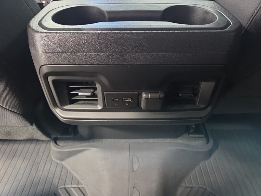 2021 Chevrolet Silverado 1500 4WD Crew Cab Short Bed RST