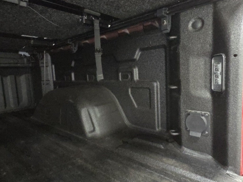 2021 Chevrolet Silverado 1500 4WD Crew Cab Short Bed RST