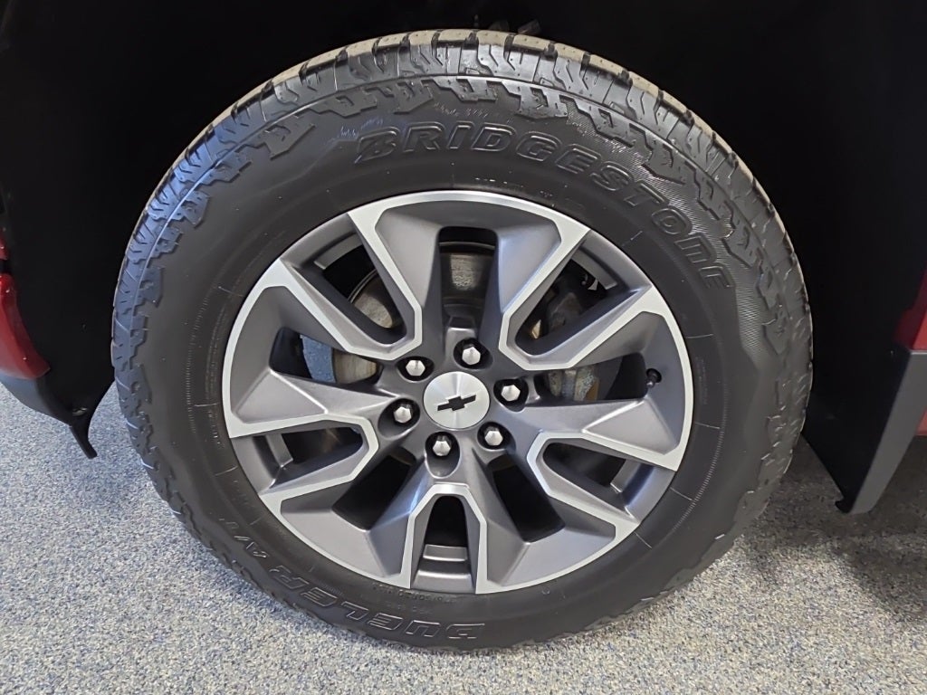 2021 Chevrolet Silverado 1500 4WD Crew Cab Short Bed RST