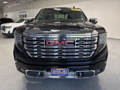 2023 GMC Sierra 1500 4WD Crew Cab Short Box Denali