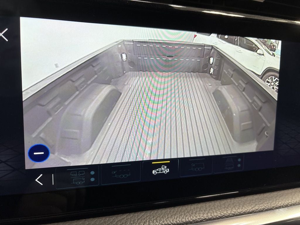 2023 GMC Sierra 1500 4WD Crew Cab Short Box Denali