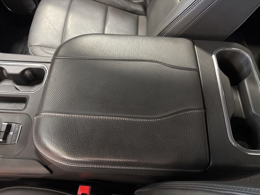 2023 GMC Sierra 1500 4WD Crew Cab Short Box Denali