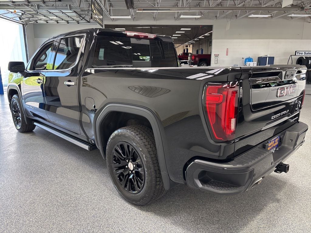 2023 GMC Sierra 1500 4WD Crew Cab Short Box Denali