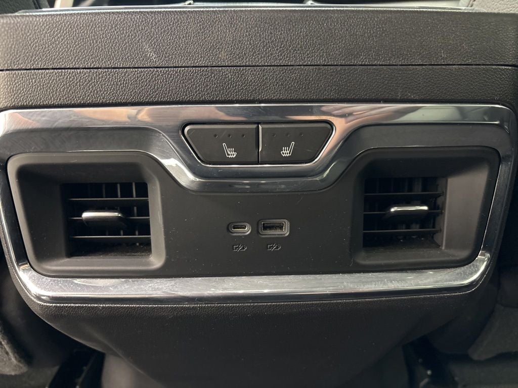 2023 GMC Sierra 1500 4WD Crew Cab Short Box Denali