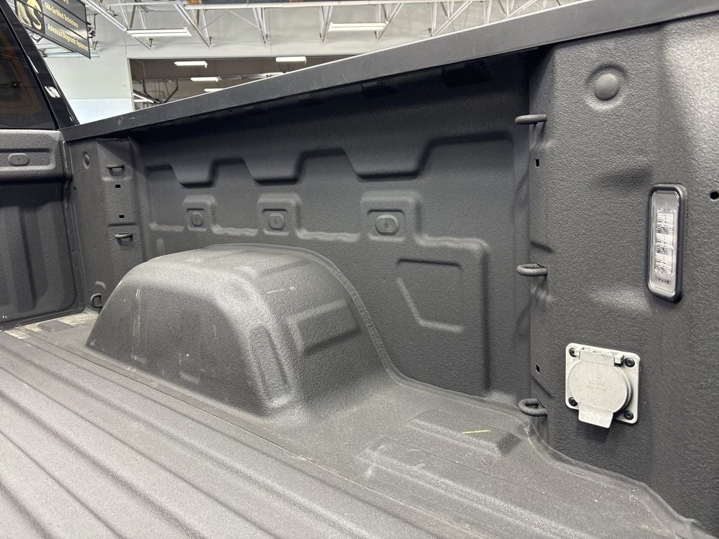 2023 GMC Sierra 1500 4WD Crew Cab Short Box Denali