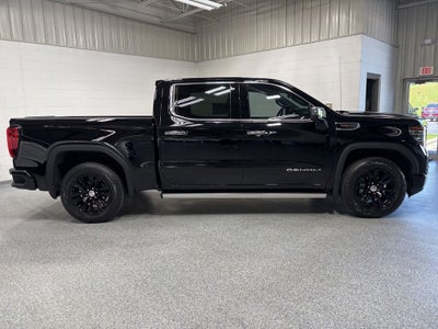 2023 GMC Sierra 1500 4WD Crew Cab Short Box Denali