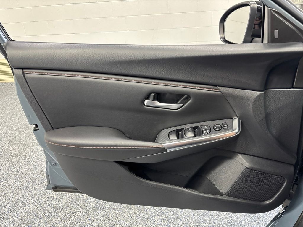 2024 Nissan Sentra SR Xtronic CVT