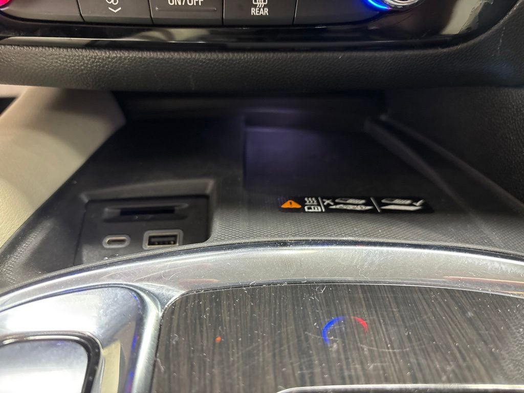 2023 Buick Enclave Essence AWD
