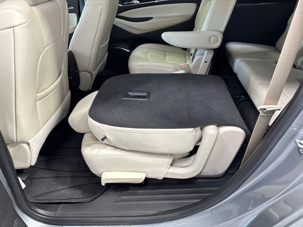 2023 Buick Enclave Essence AWD