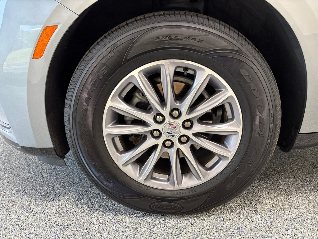 2023 Buick Enclave Essence AWD