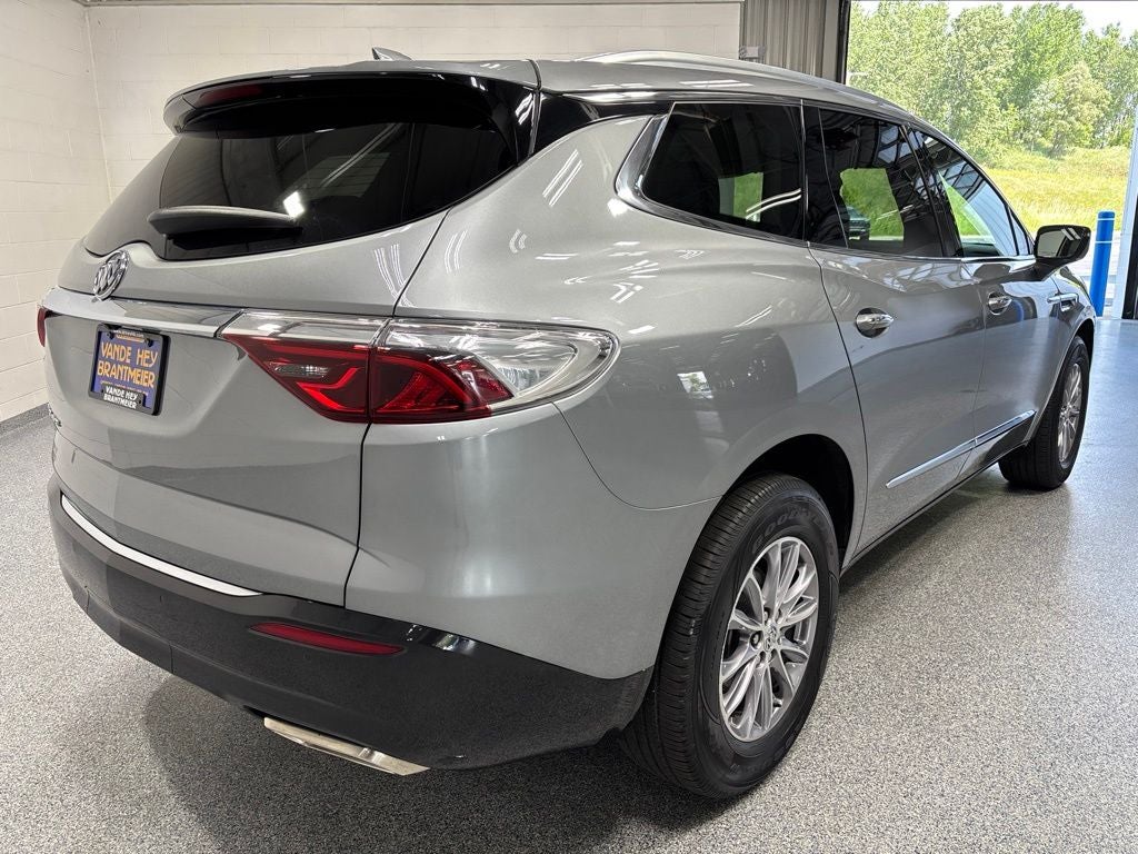 2023 Buick Enclave Essence AWD