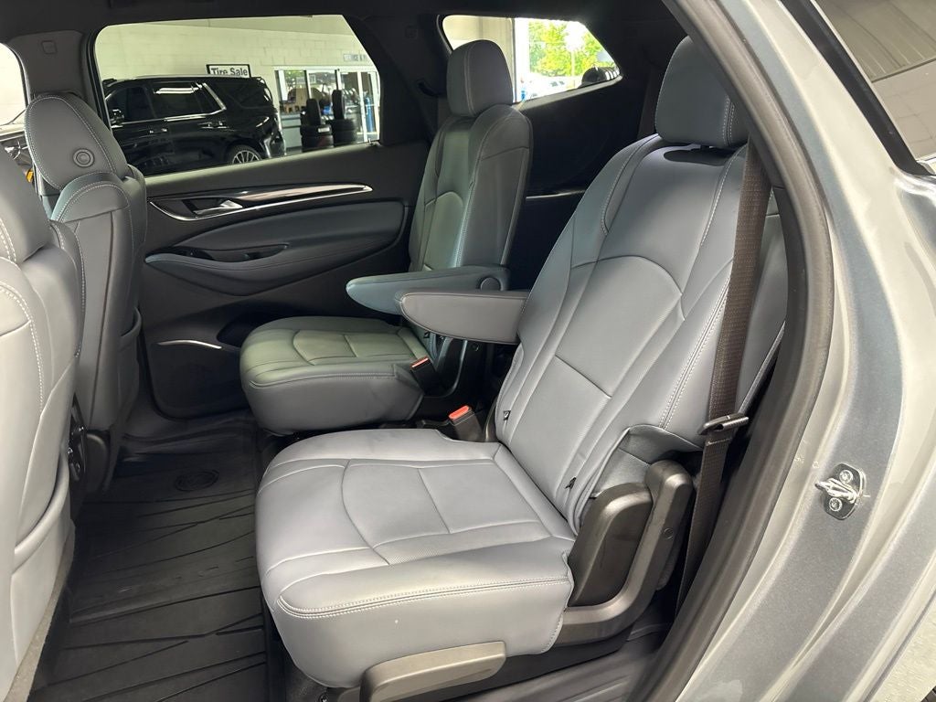 2023 Buick Enclave Essence AWD