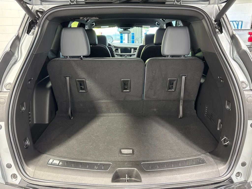 2023 Buick Enclave Essence AWD