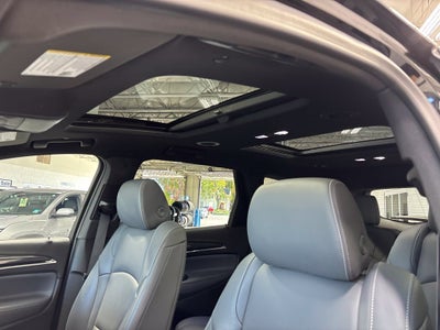 2023 Buick Enclave Essence AWD