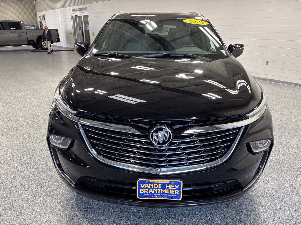 2023 Buick Enclave Essence AWD