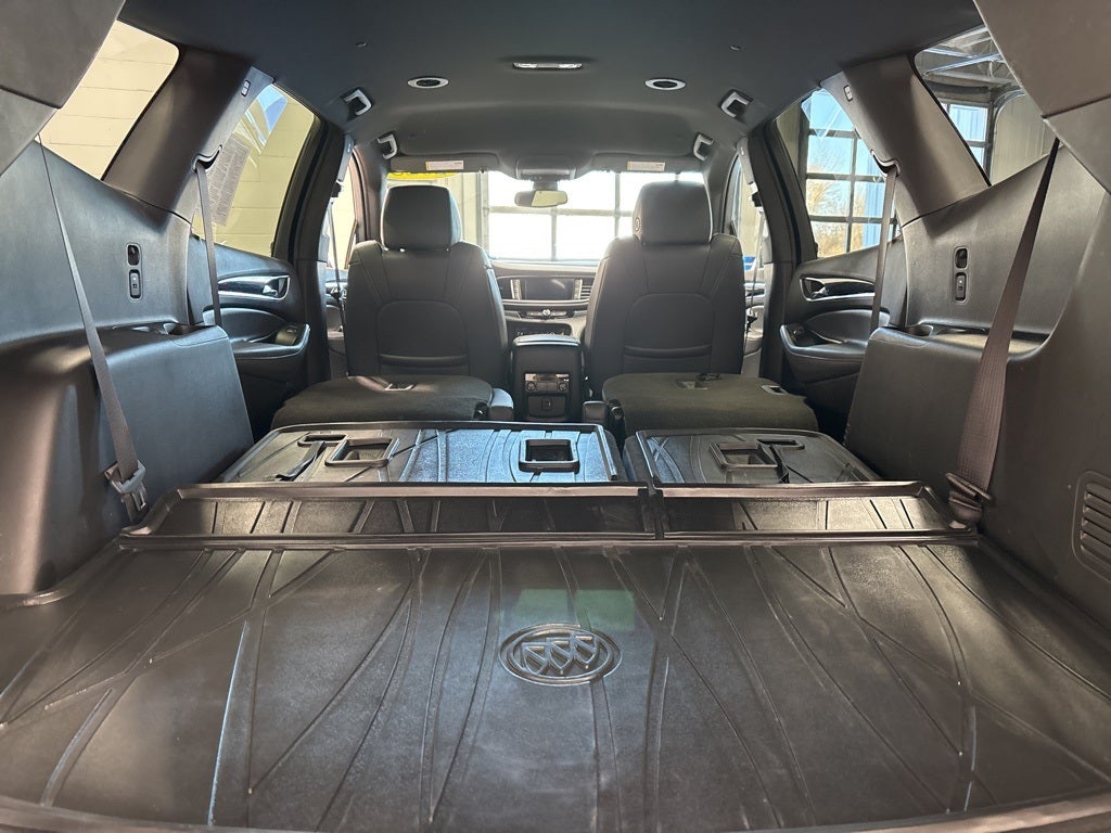 2023 Buick Enclave Essence AWD
