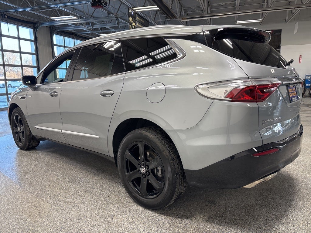 2023 Buick Enclave Essence AWD