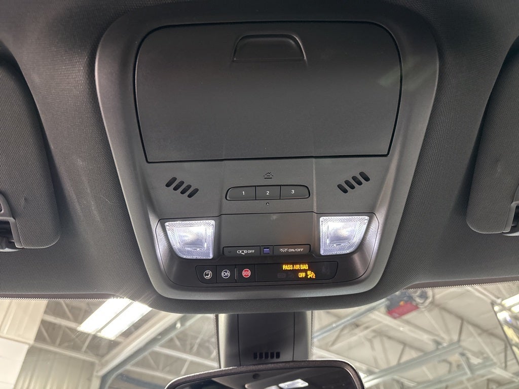 2023 Buick Enclave Essence AWD