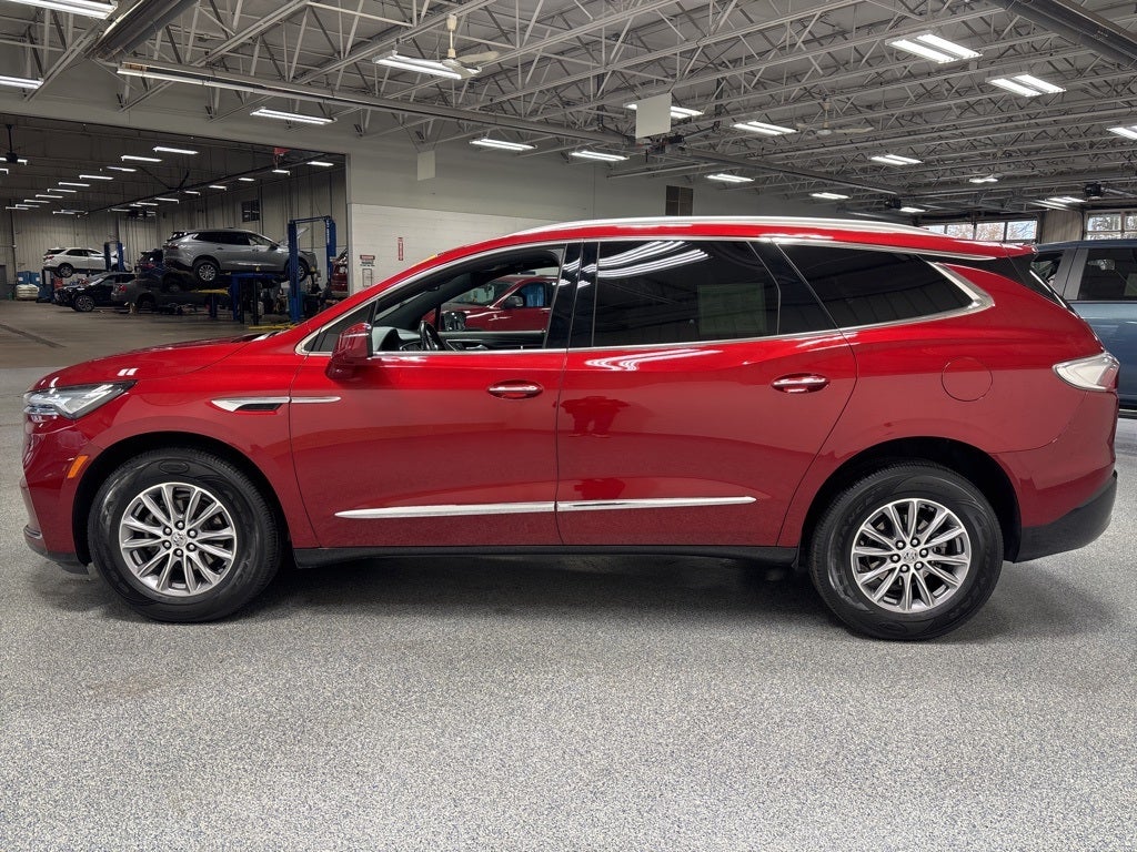2023 Buick Enclave Essence AWD